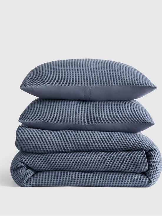 Quince Other - NWT Quince Organic Mineral Blue Waffle Duvet Cover Set with Shams!